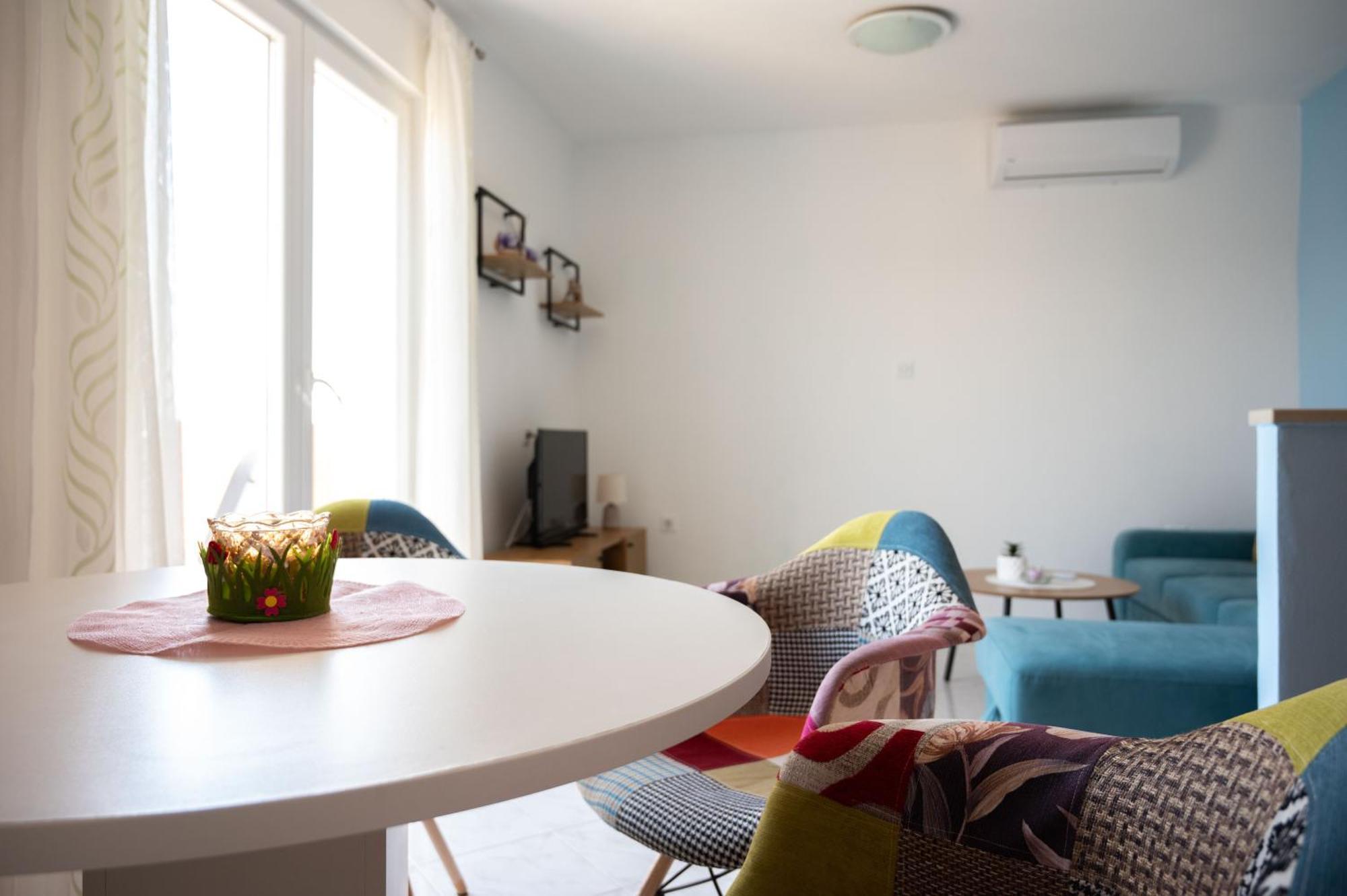 Alex Apartment Drenje  Bagian luar foto
